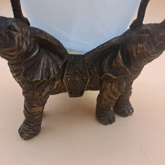 Elephant Footed Aroma Diffuser - Picture 11 of 11